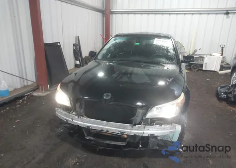 2007 BMW 530I из США, поврежденный, VIN WBANE73527CM51900